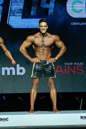 MAN'S PHYSIQUE +179